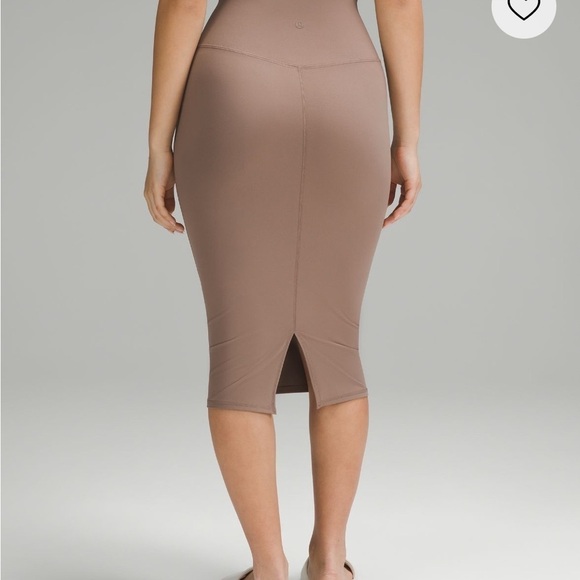 Lululemon Nulu High Rise Slim Fit Skirt Taupetastic Size 8 - Picture 3 of 11